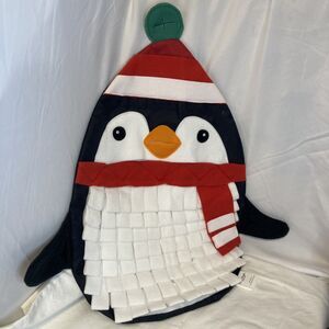 Merry & Bright Dog Snuffle Puzzle Penguin Mat Washable Non-Skid Treats Holiday